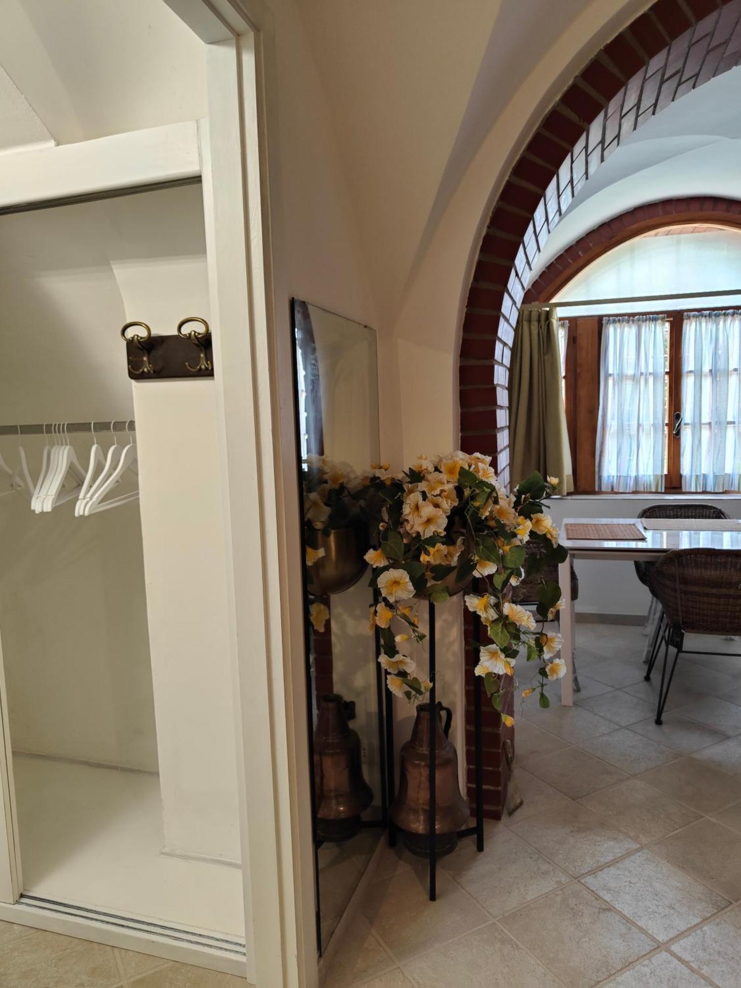 Piano Terra Centrale Vicino Al Mare Riva Ligure Luaran gambar